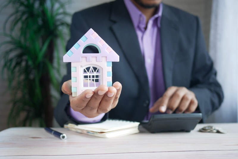 9 Tips and Tricks for Approaching the Bank for a Mortgage (in Today’s Lending Environment)