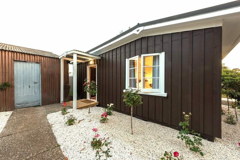 Fully-Furnished, Cosy Cottage in Kerikeri!