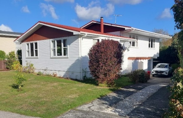 Warm sunny 3 bedroom home