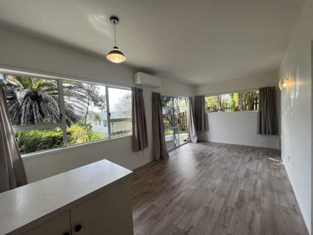 Freshly Renovated & Superbly Located – 1-Bedroom Unit in Haruru