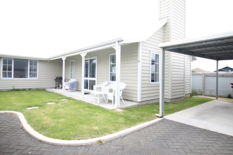 Furnished 2brm Townhouse
