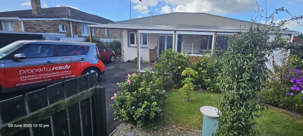 Comfort Meets Convenience – 2 Bed, 2 Bath with Room to Work from Home