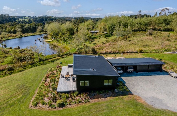 RURAL LIFESTYLE RETREAT – LAWNS INCLUDED – PEACE, PRIVACY & SPACE