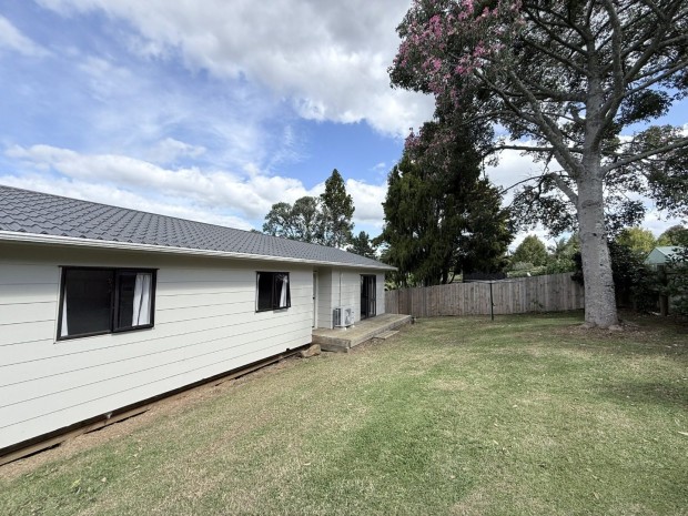 COMFORTABLE FAMILY HOME IN A GREAT LOCATION