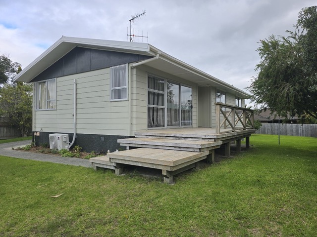 Three bedroom home on Shearwater