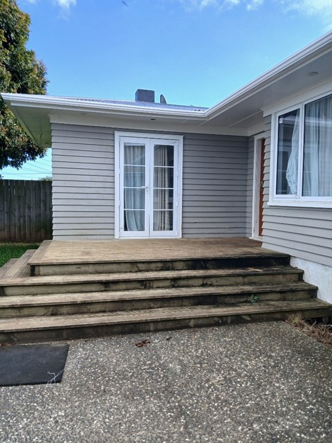 Stylish Renovated 3-Bedroom Family Home with Spacious Section