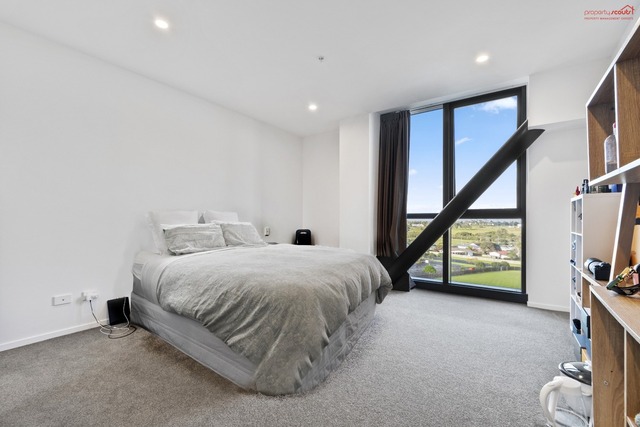Studio apartment at the Ramada!