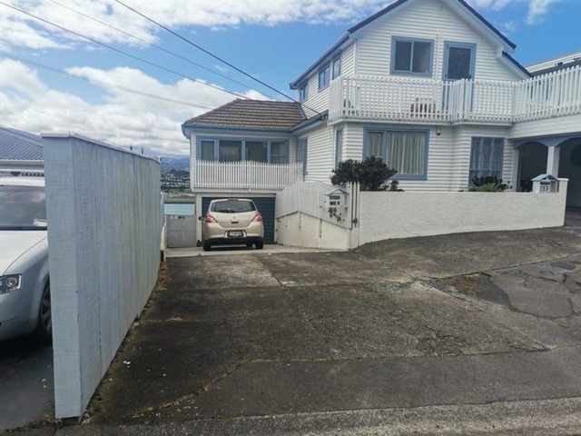 Peaceful 2-Bedroom Retreat with Sea Views  Melrose Living