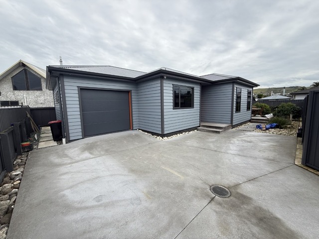 Trendy, Taradale Townhouse