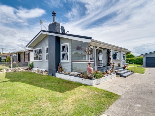 Great Mayfair Family home.