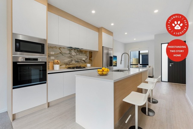 4-Bedroom Family Home in Massey