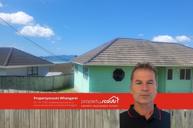 spacious Two-Bedroom Home with Harbour Views