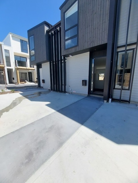 Brand new two bedroom townhouse in central Paraparaumu. Two weeks free rent bonus!!!