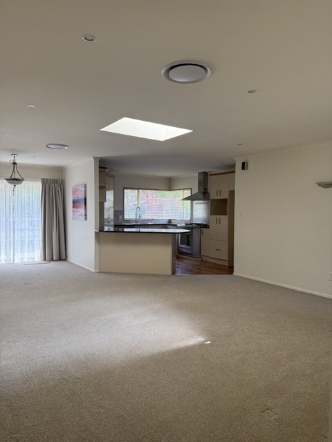 Immaculate Family Home for Rent – Flat Bush