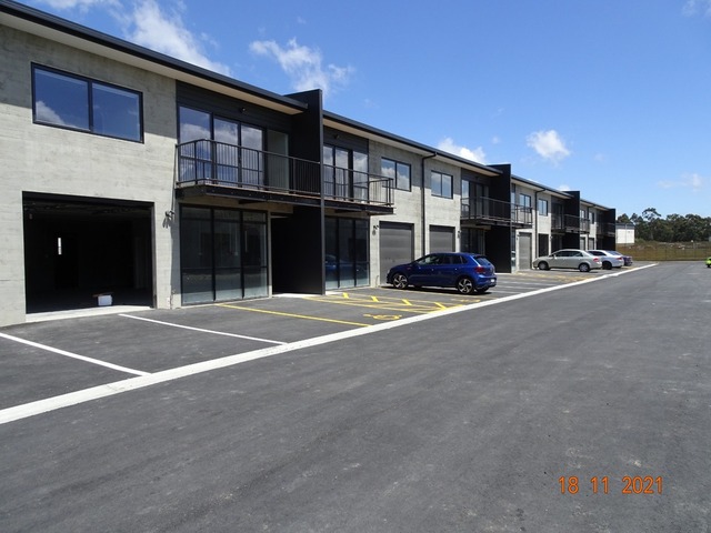 HOME-BASED BUSINESS OPPORTUNITY:  PRIME ROLLESTON INDUSTRIAL UNIT