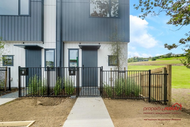 Stanmore Bay Townhouse