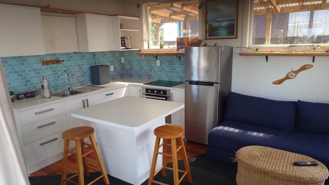 Furnished One bedroom unit in Regent 