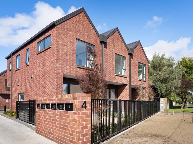 Brand New Townhouse Living in the Heart of Pakuranga