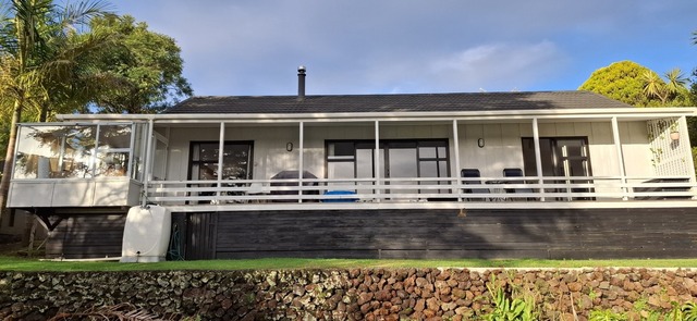 LOVELY HOME WITH GOLF COURSE VIEWS