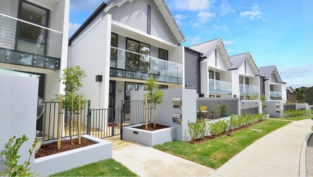 Sunny & Spacious Apartment