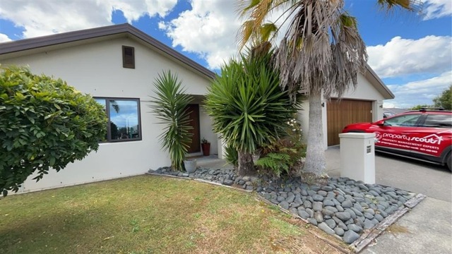 STYLISH & CENTRAL KERIKERI LIVING